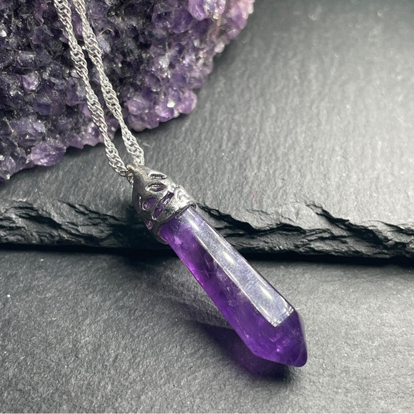 Purple Amethyst Crystal Pendant Necklace - Picture 11 of 12